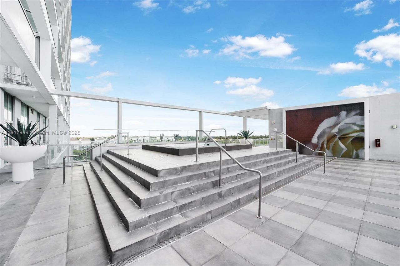 2000 Metropica Way, Unit 306, Sunrise, FL 33323 Photo