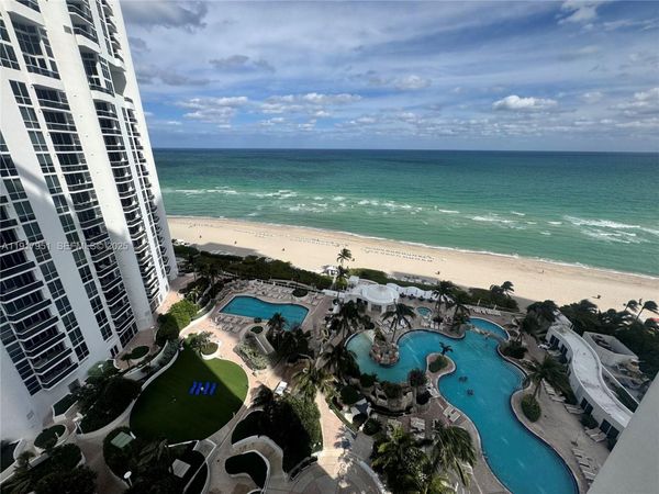 18001 Collins ave, Unit 2107, Sunny Isles Beach, FL 33160