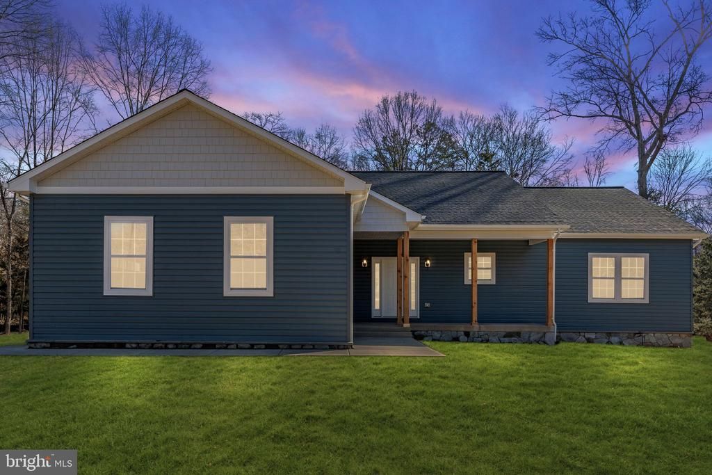 Valley Dr, Warrenton, VA 20187 Main Photo