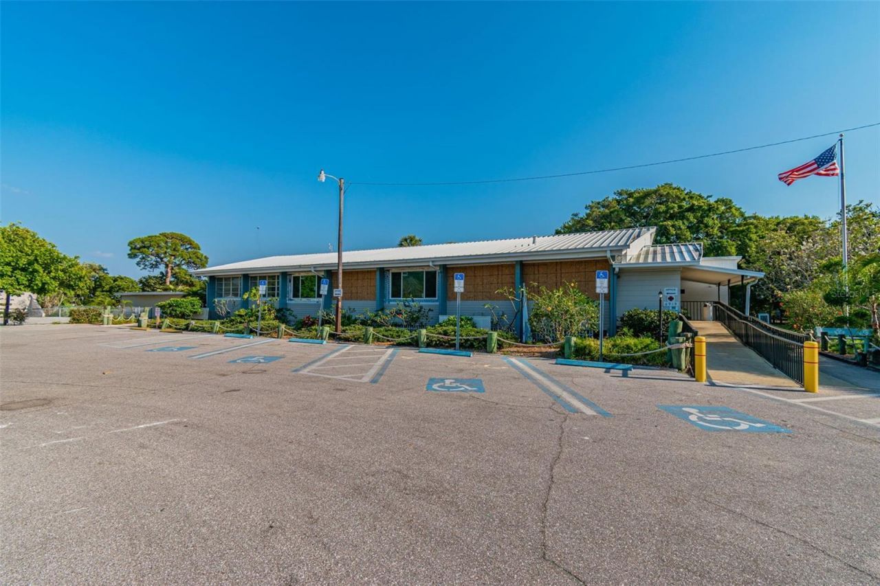 1811 Marilyn Avenue, Bradenton, FL 34207 Photo