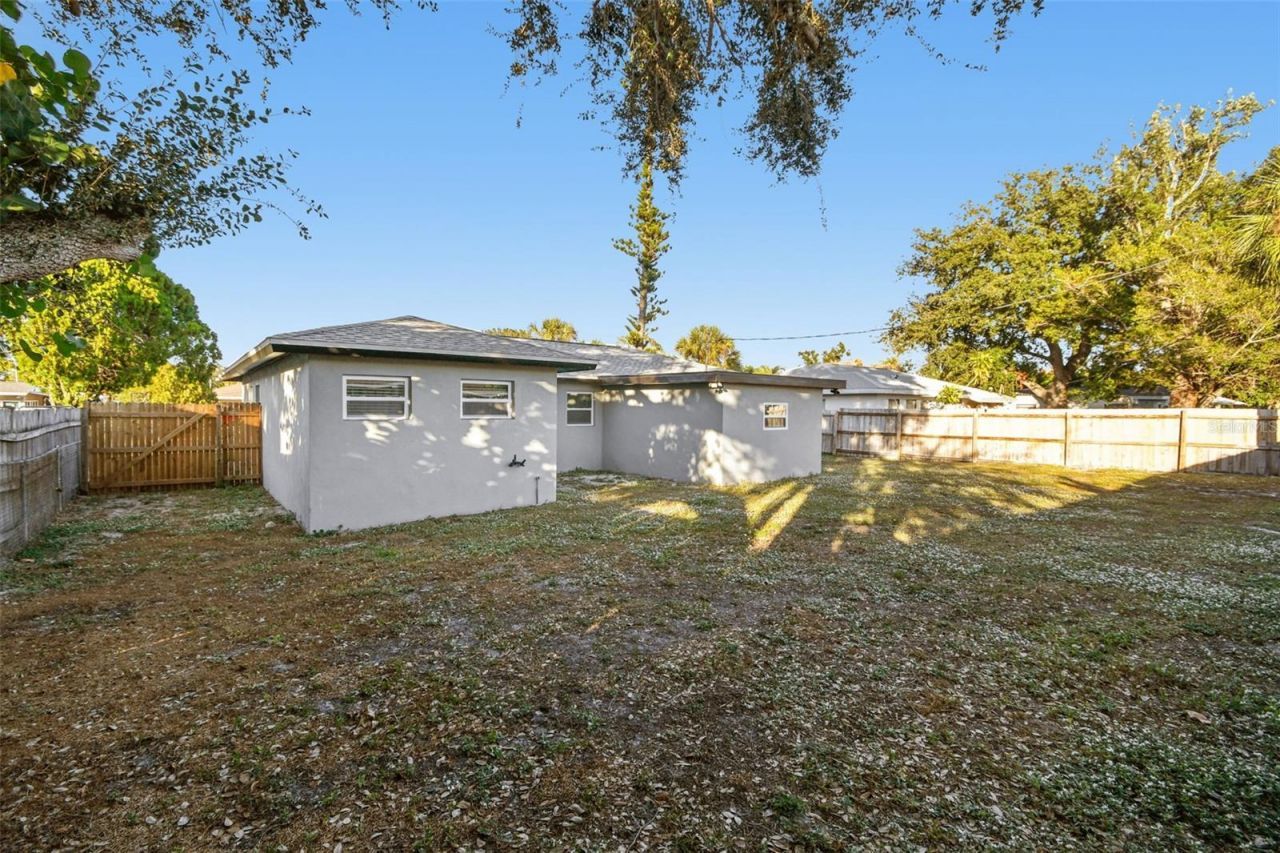1811 Marilyn Avenue, Bradenton, FL 34207 Photo