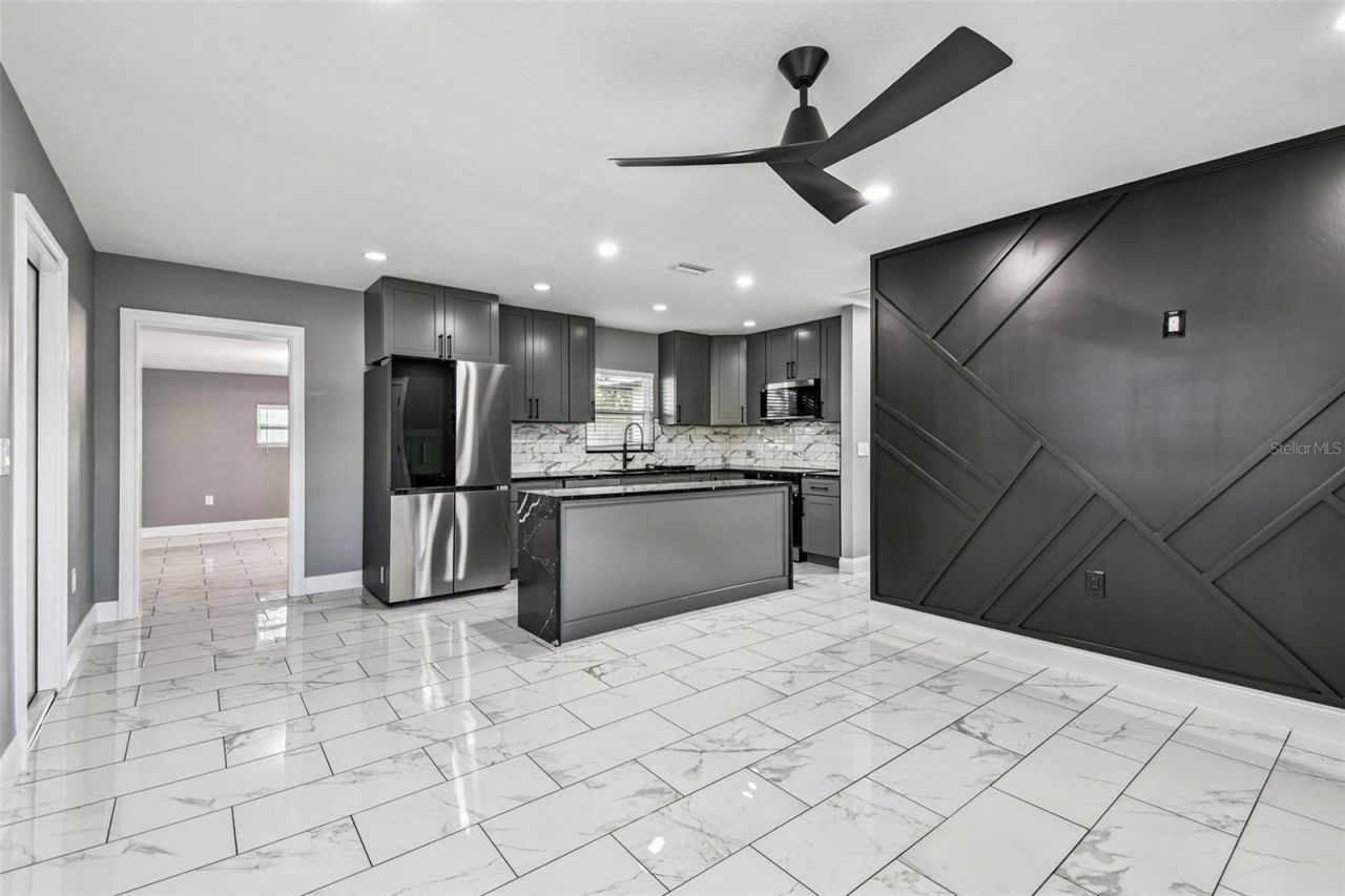 1811 Marilyn Avenue, Bradenton, FL 34207 Photo