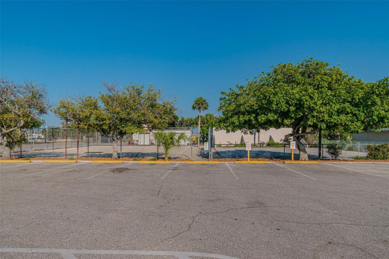 1811 Marilyn Avenue, Bradenton, FL 34207 Photo