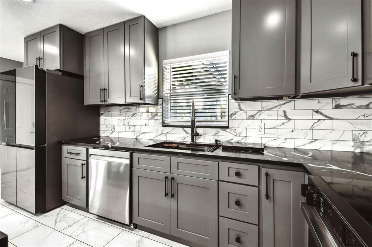 1811 Marilyn Avenue, Bradenton, FL 34207 Photo