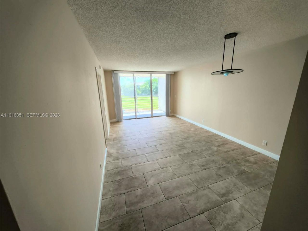 9230 Lagoon Pl, Unit 310, Davie, FL 33324 Photo