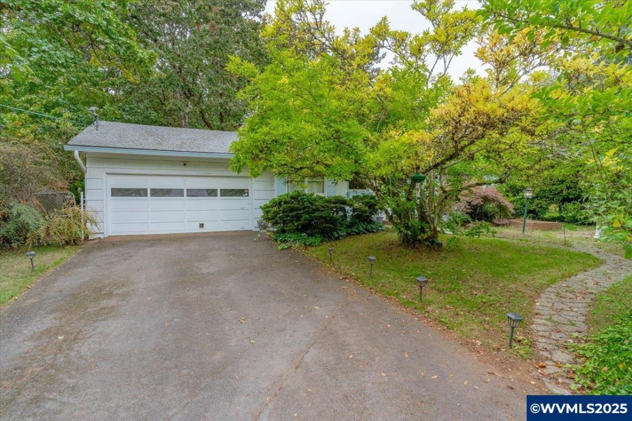 3895 Stanley Ln S, Salem, OR 97302 Main Photo