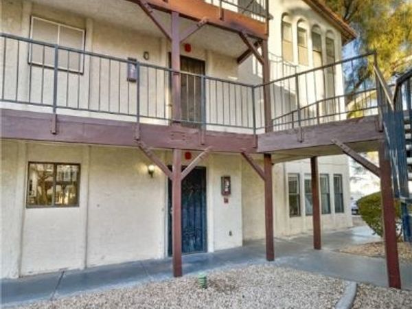 2080 Karen Avenue, Unit 49, Las Vegas, NV 89169