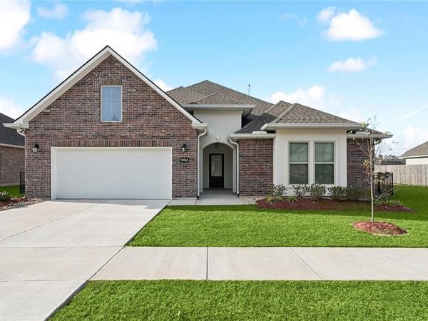 39565 WHITE SAND Lane, Ponchatoula, LA 70454
