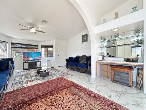 1431 Di Blasi Drive, Unit 105, Las Vegas, NV 89119