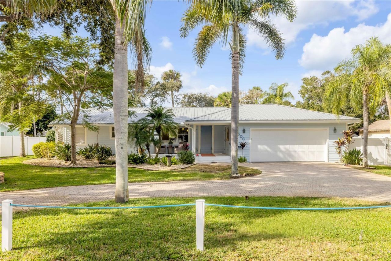 506 Yupon Avenue, New Smyrna Beach, FL 32169 Photo