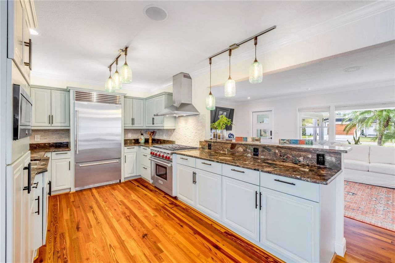 506 Yupon Avenue, New Smyrna Beach, FL 32169 Photo