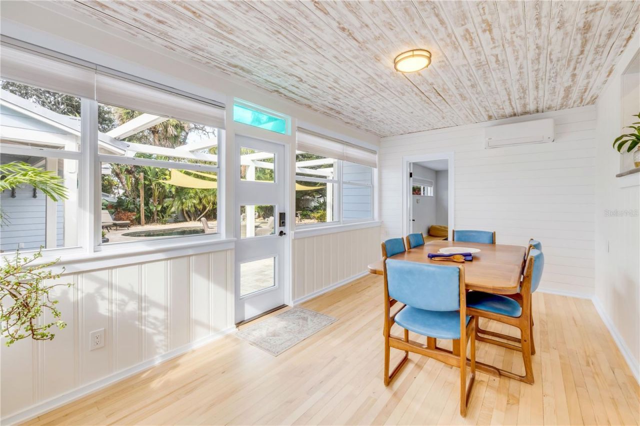 506 Yupon Avenue, New Smyrna Beach, FL 32169 Photo