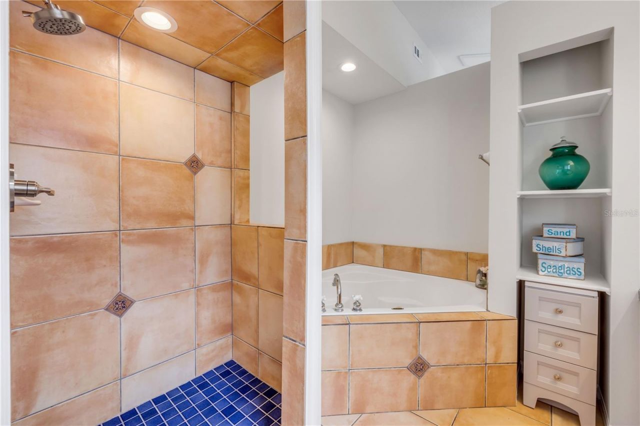 506 Yupon Avenue, New Smyrna Beach, FL 32169 Photo