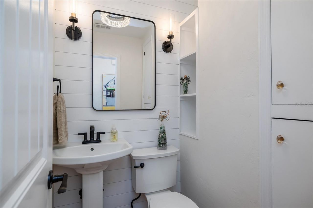 506 Yupon Avenue, New Smyrna Beach, FL 32169 Photo