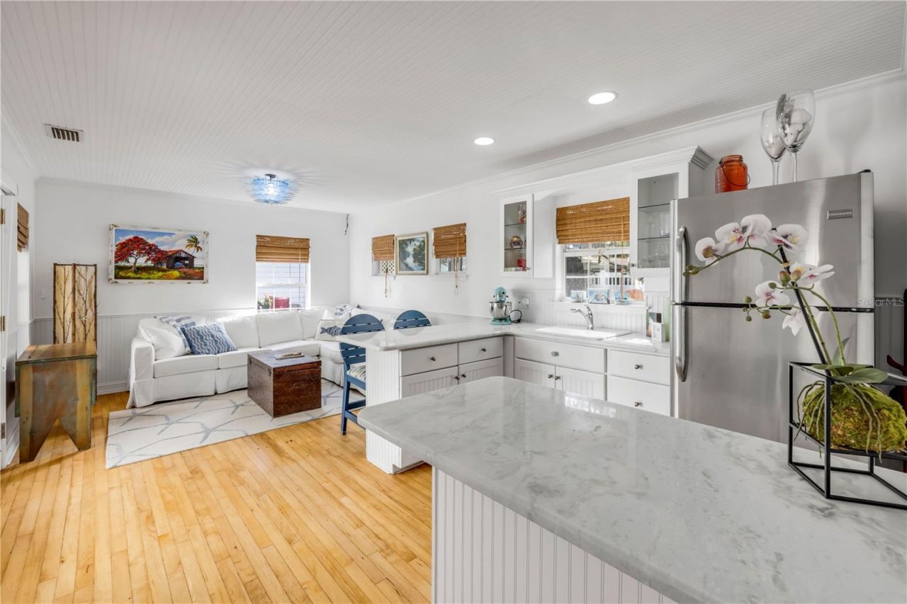 506 Yupon Avenue, New Smyrna Beach, FL 32169 Photo