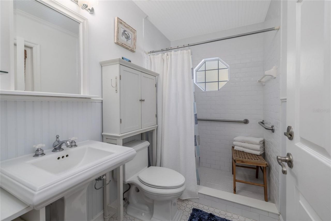 506 Yupon Avenue, New Smyrna Beach, FL 32169 Photo