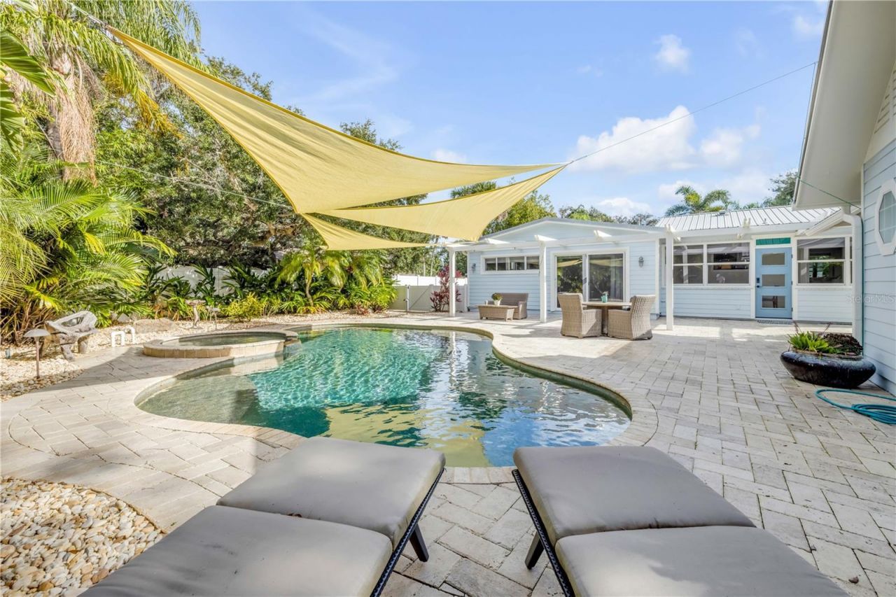 506 Yupon Avenue, New Smyrna Beach, FL 32169 Photo