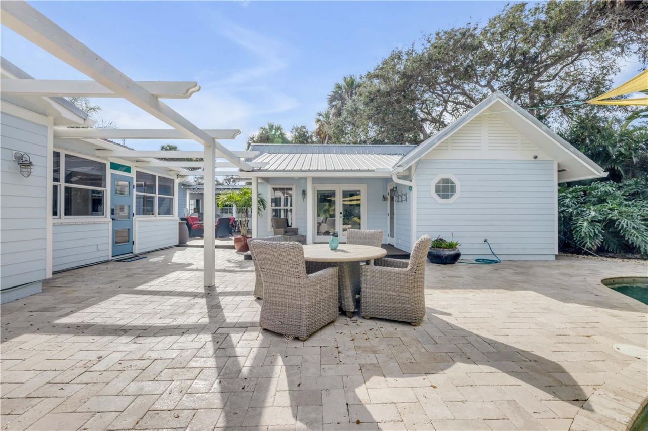 506 Yupon Avenue, New Smyrna Beach, FL 32169 Photo