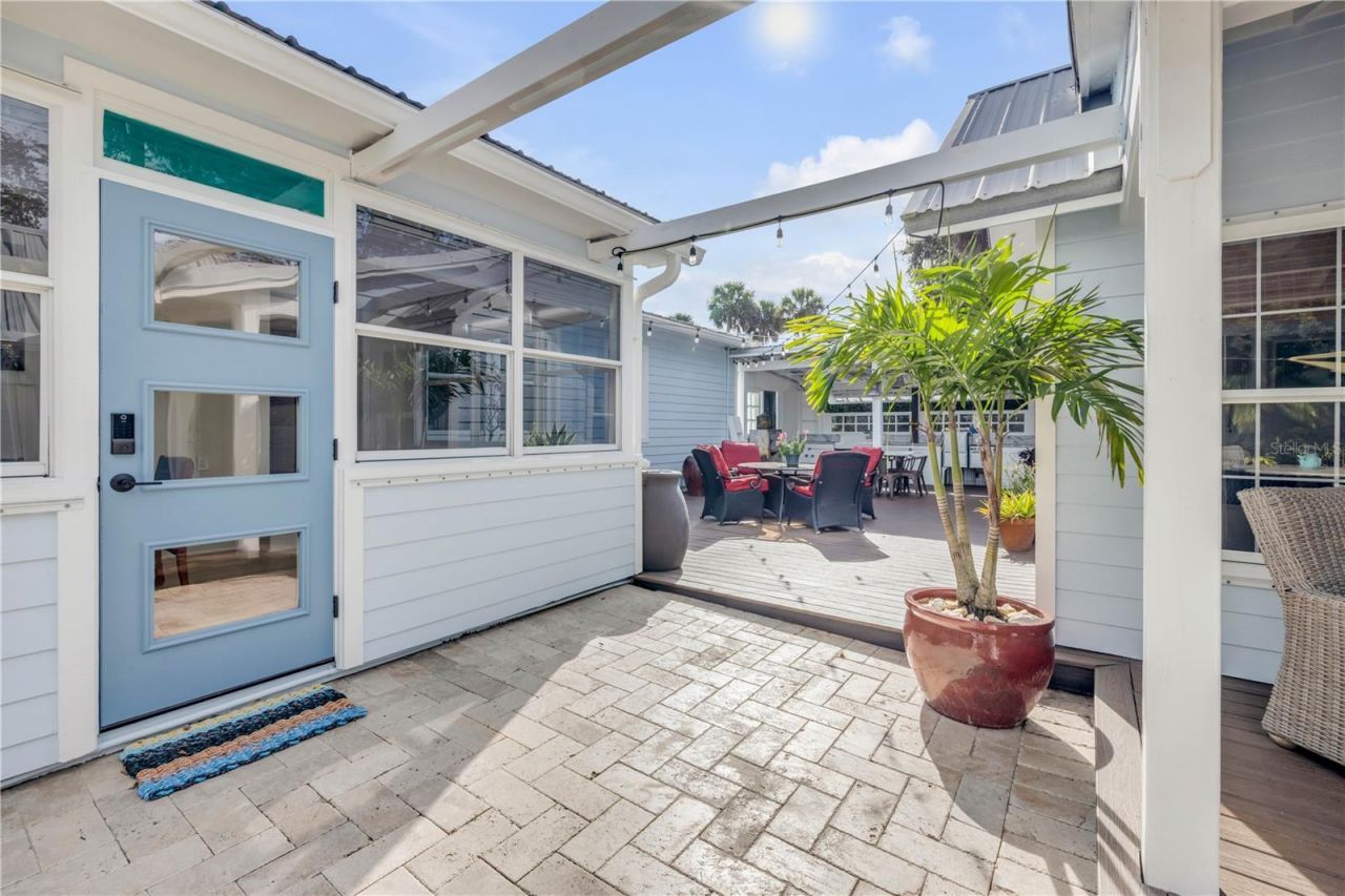 506 Yupon Avenue, New Smyrna Beach, FL 32169 Photo