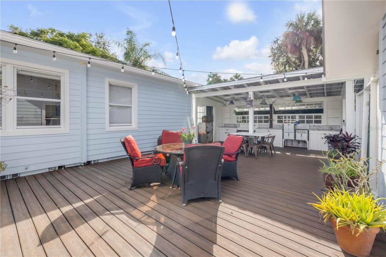 506 Yupon Avenue, New Smyrna Beach, FL 32169 Photo