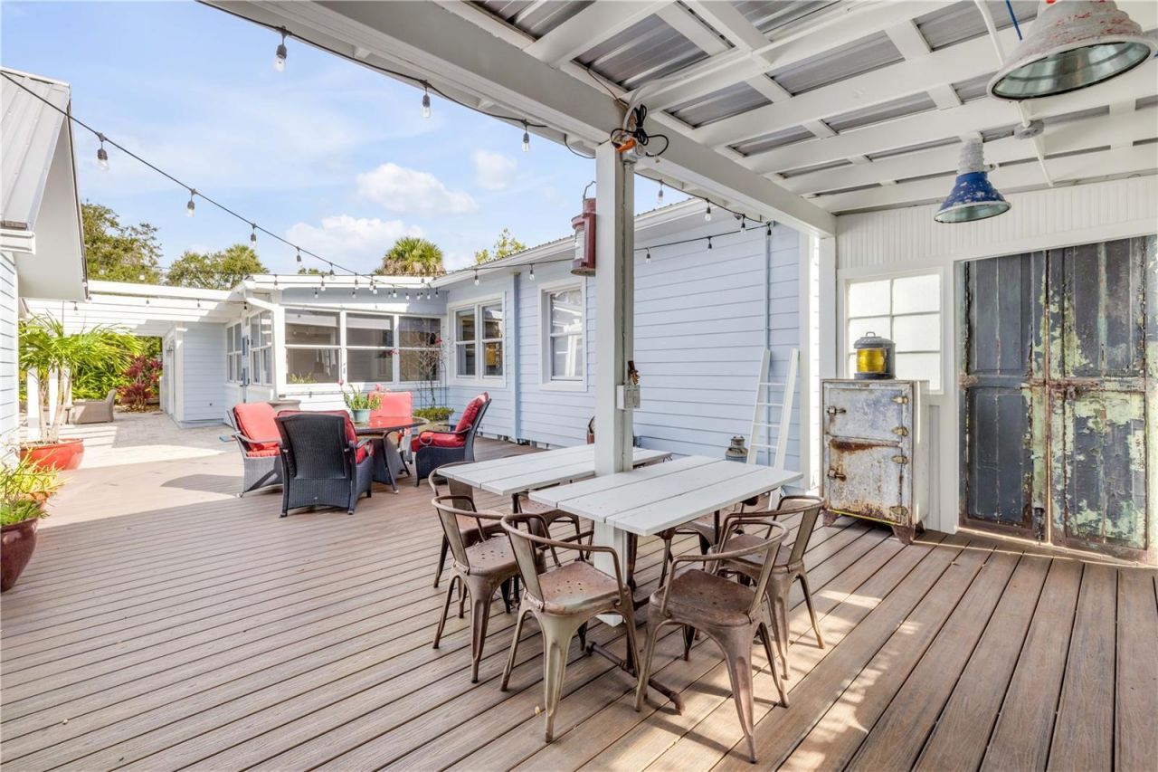 506 Yupon Avenue, New Smyrna Beach, FL 32169 Photo