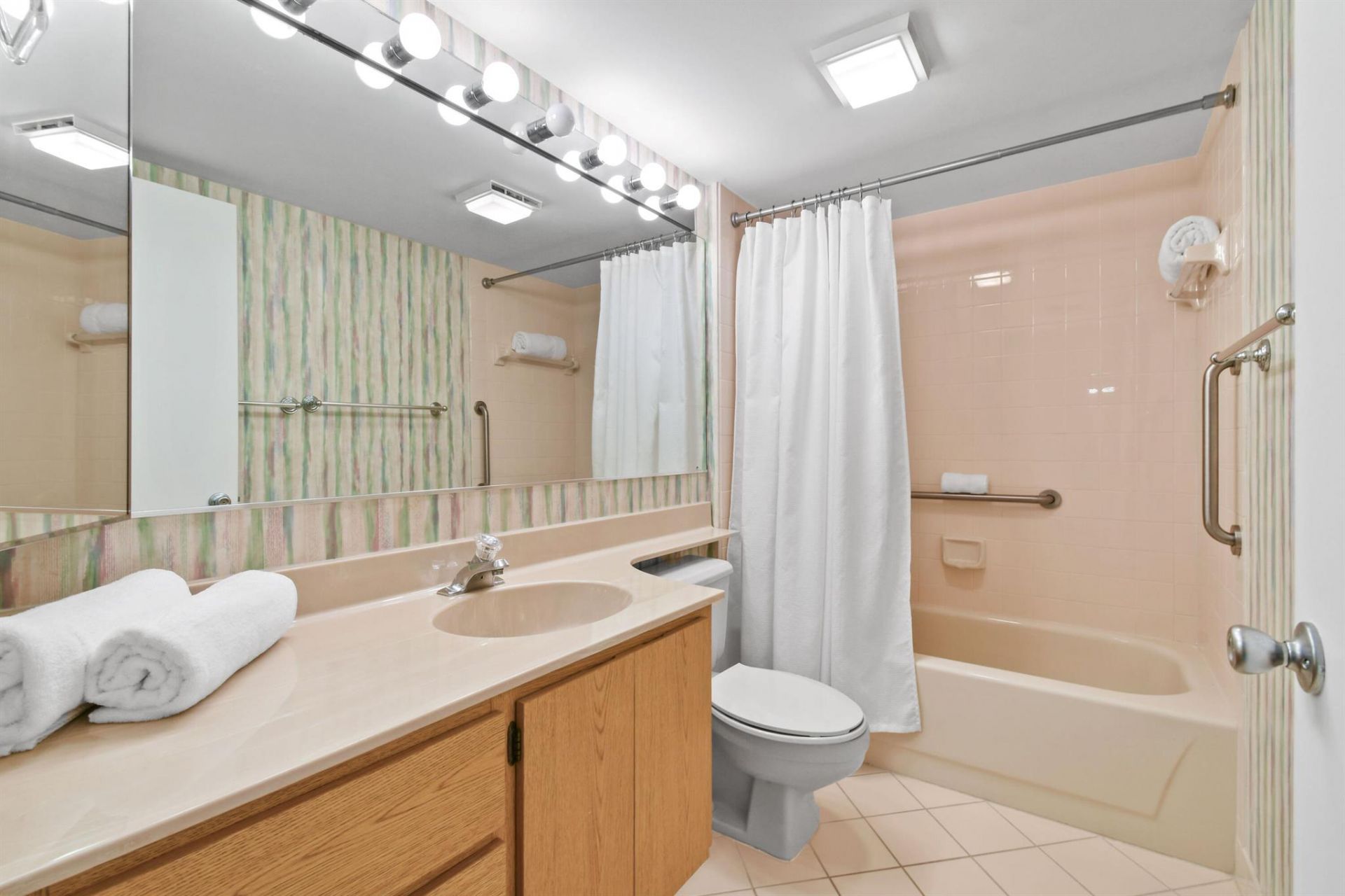 501 S Seas Drive, Unit 206, Jupiter, FL 33477 Photo