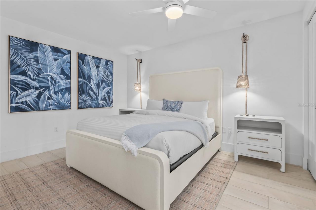 1035 Seaside Drive, Unit 404, Sarasota, FL 34242 Photo