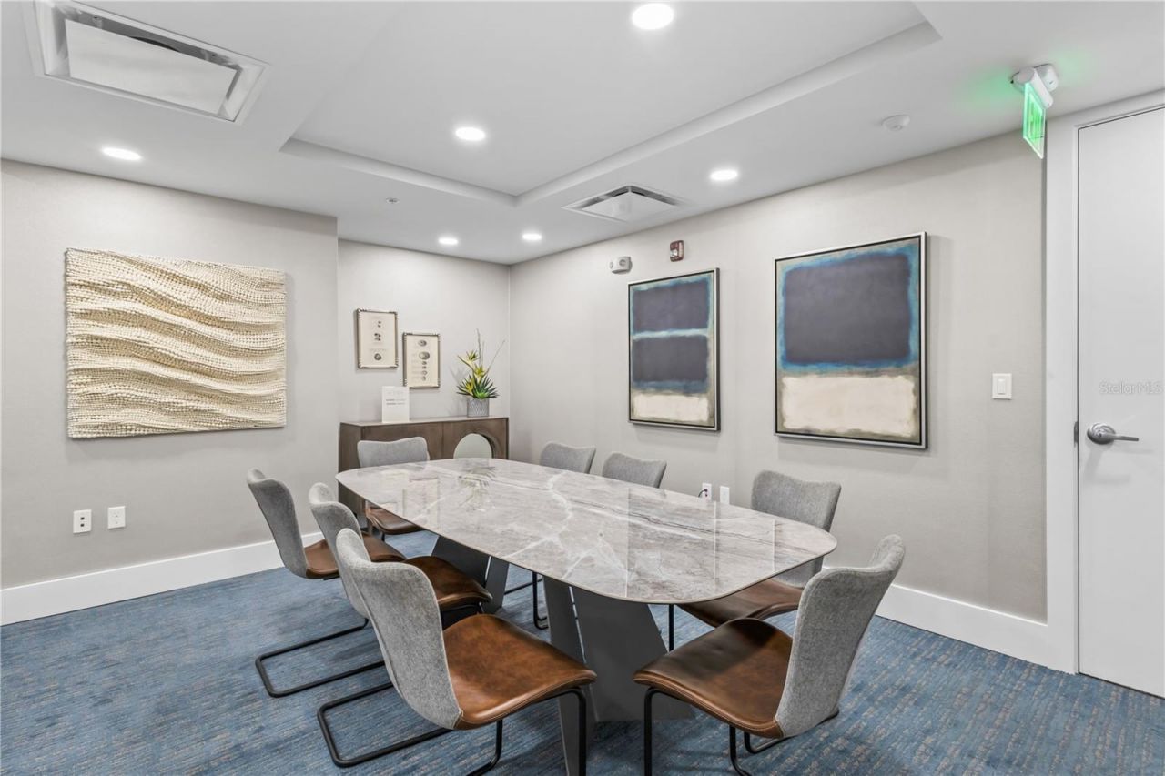 1035 Seaside Drive, Unit 404, Sarasota, FL 34242 Photo