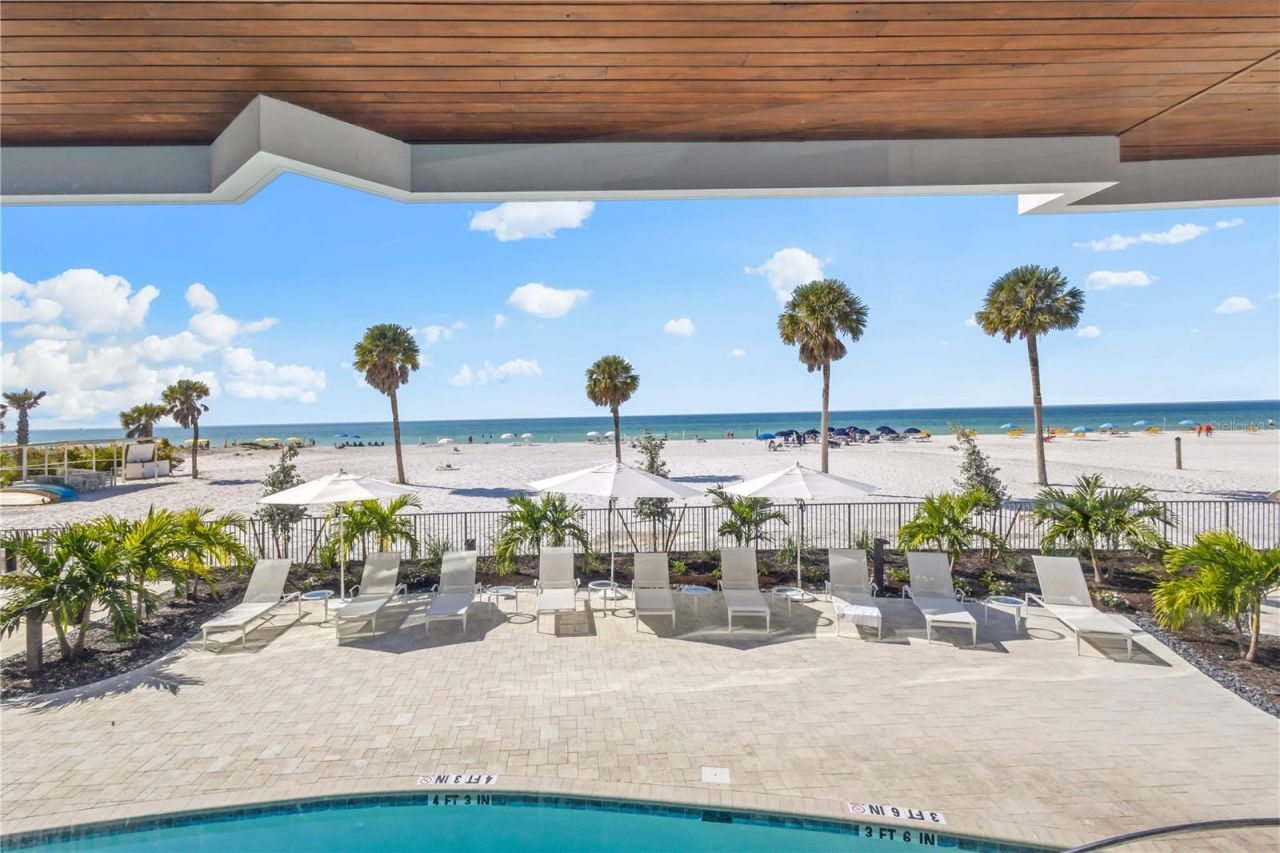 1035 Seaside Drive, Unit 404, Sarasota, FL 34242 Photo