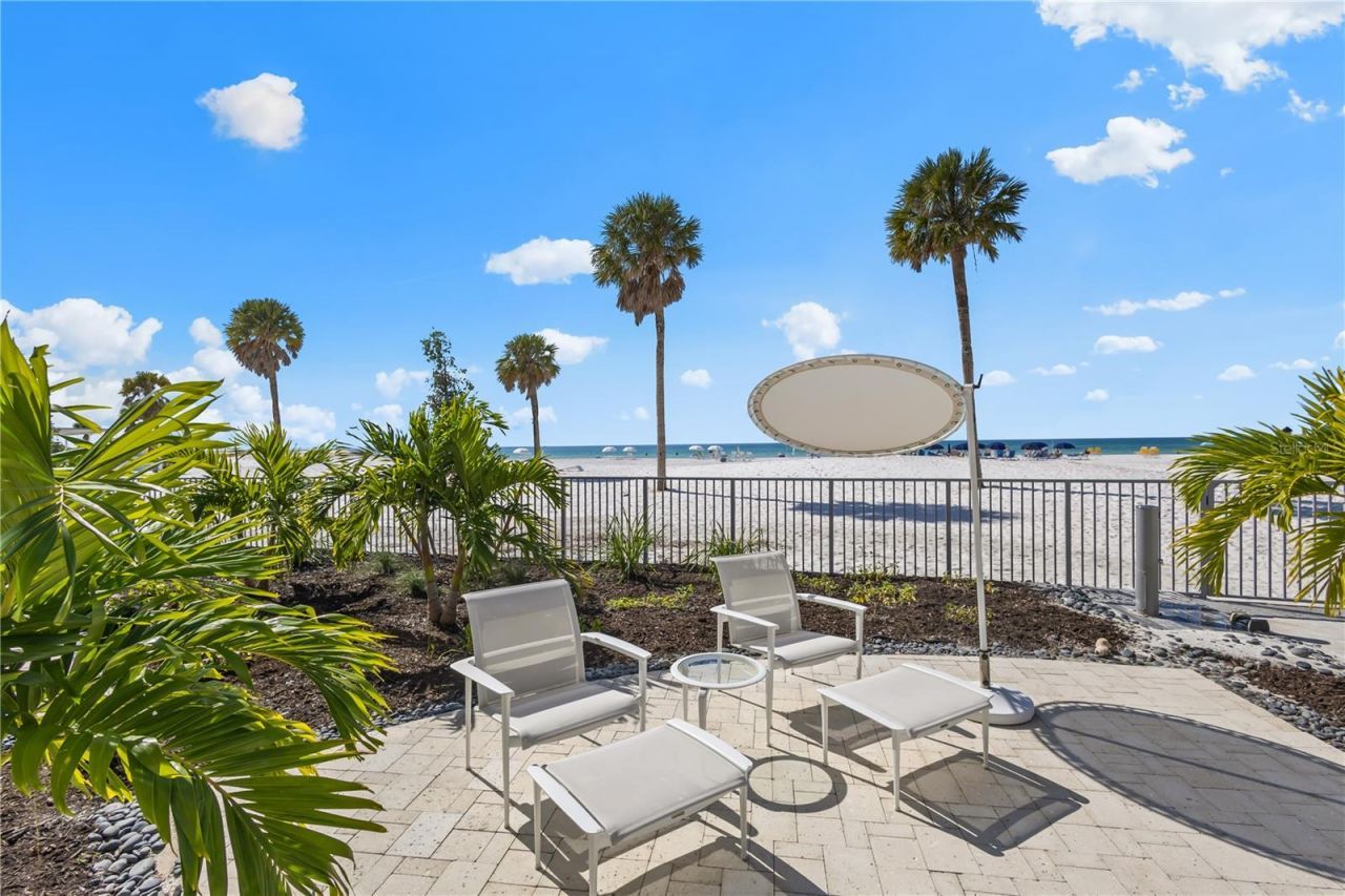 1035 Seaside Drive, Unit 404, Sarasota, FL 34242 Photo