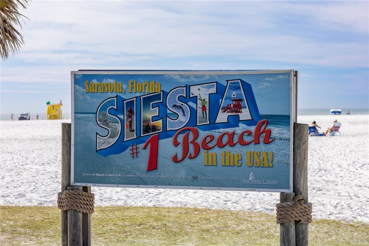 1035 Seaside Drive, Unit 404, Sarasota, FL 34242 Photo