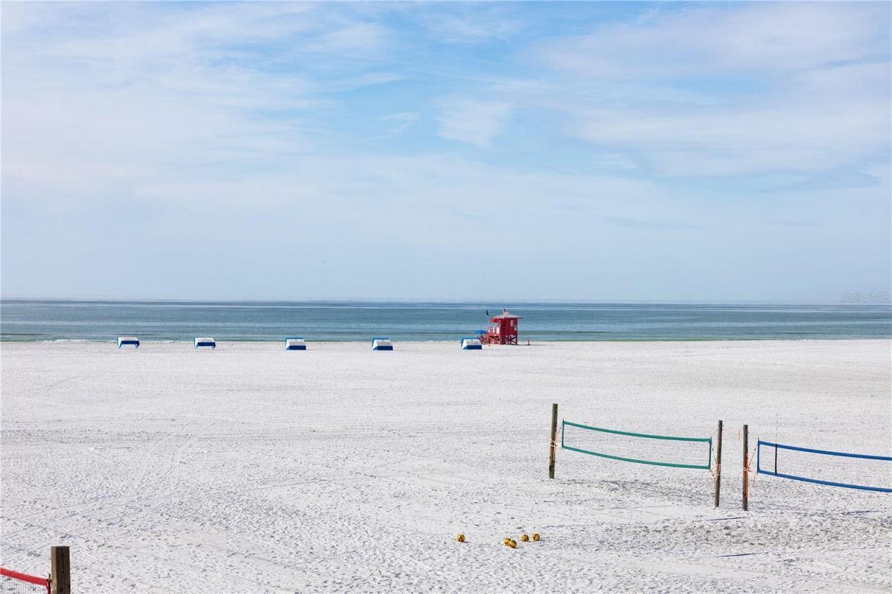 1035 Seaside Drive, Unit 404, Sarasota, FL 34242 Photo