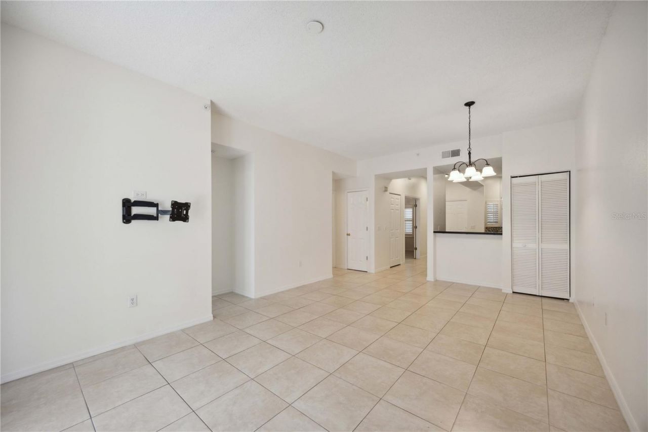 4260 Central Sarasota Parkway, Unit 213, Sarasota, FL 34238 Photo