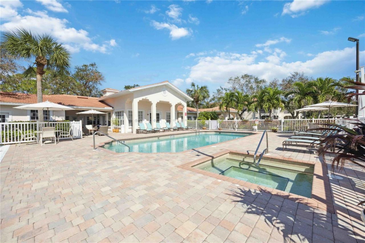 4260 Central Sarasota Parkway, Unit 213, Sarasota, FL 34238 Photo