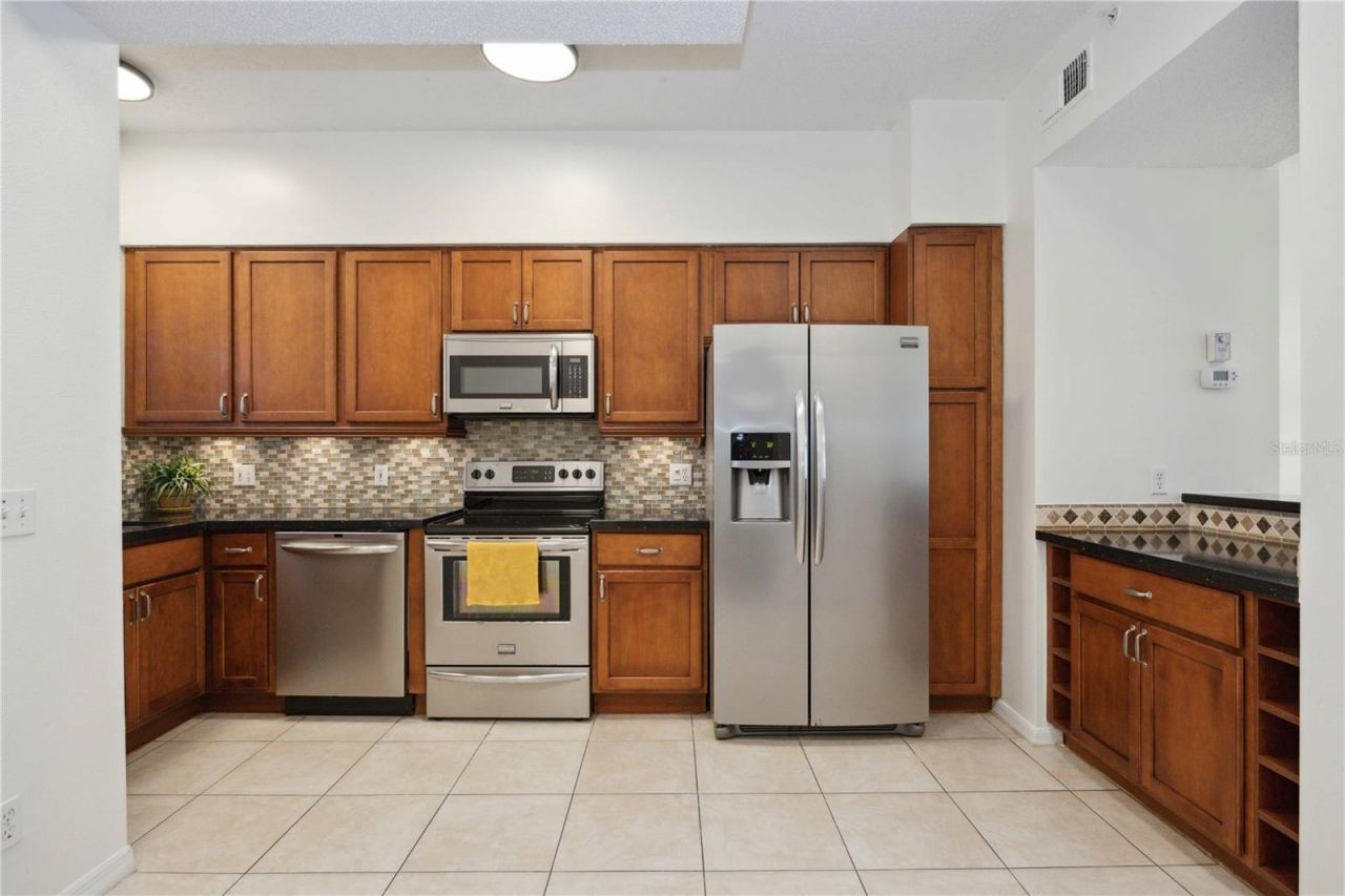 4260 Central Sarasota Parkway, Unit 213, Sarasota, FL 34238 Photo