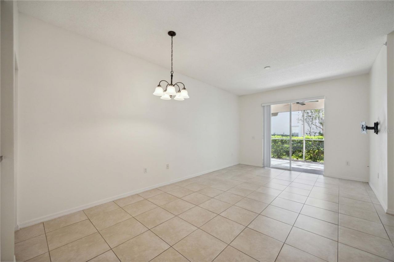 4260 Central Sarasota Parkway, Unit 213, Sarasota, FL 34238 Photo