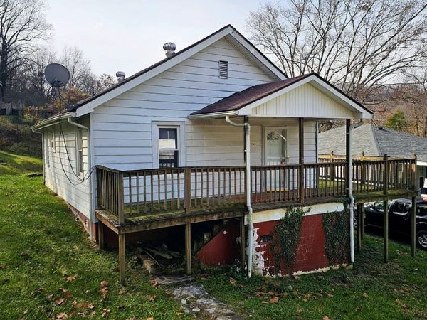 604 Blondell Avenue, Appalachia, VA 24216