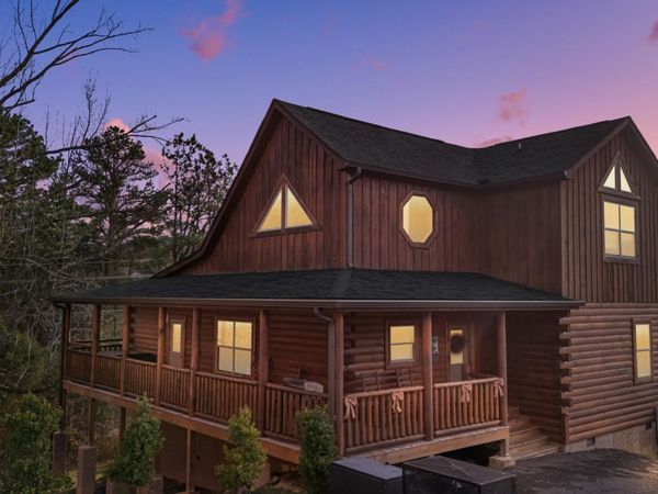 304 City View Way, Pigeon Forge, TN 37863