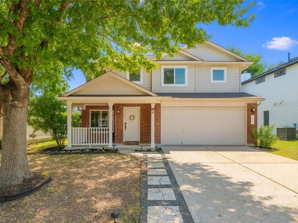 404 Country Estates DR, Hutto, TX 78634