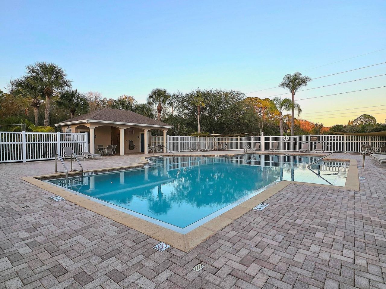 395 Wingate Circle, Oldsmar, FL 34677 Photo