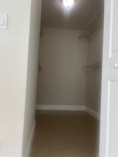 2106 S Cypress Bend Dr, Unit 404, Pompano Beach, FL 33069 Photo