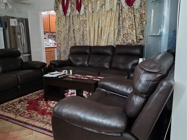 2661 Marion Ave, Unit 1H, Bronx, NY 10458