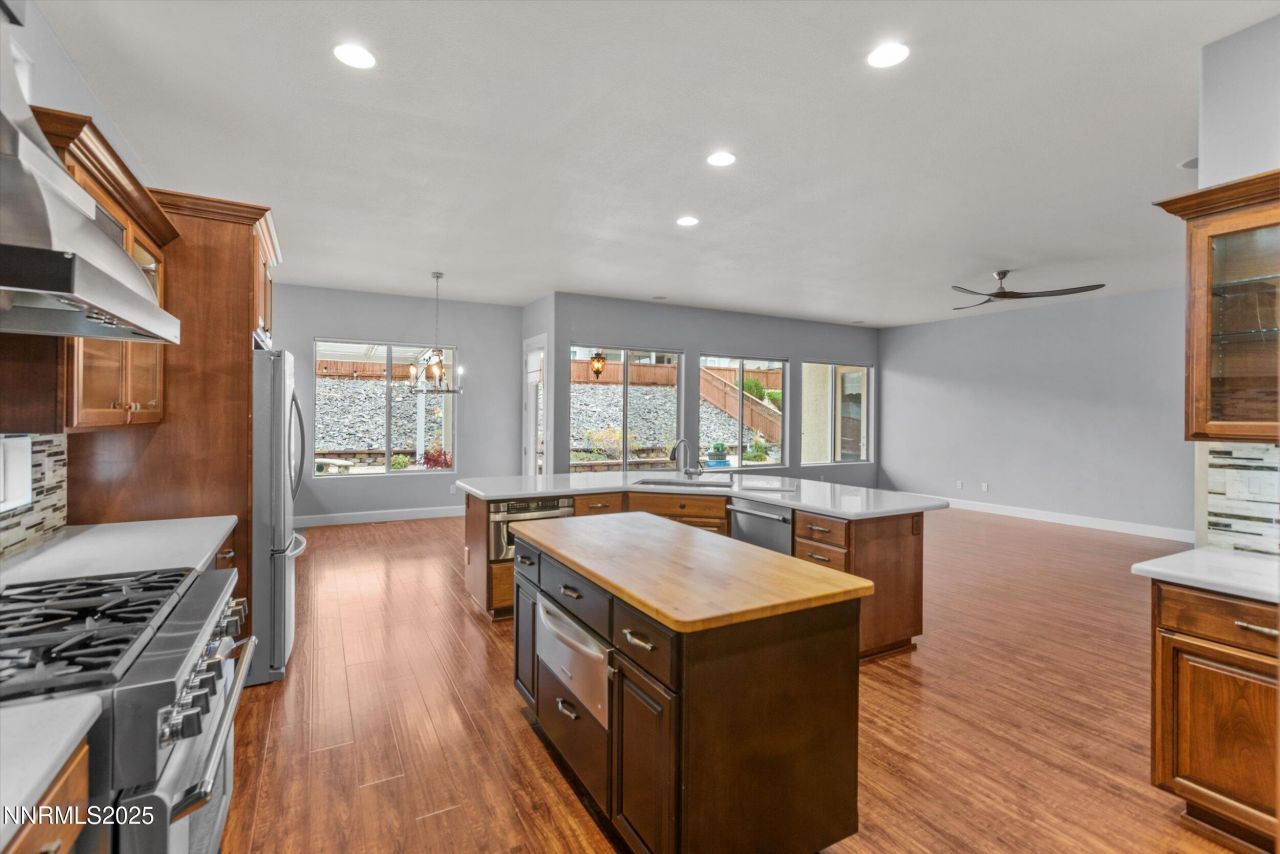 1960 Vicenza Drive, Sparks, NV 89434 Photo