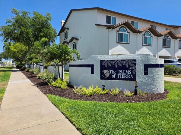 391 MADEIRA CIRCLE, TIERRA VERDE, FL 33715