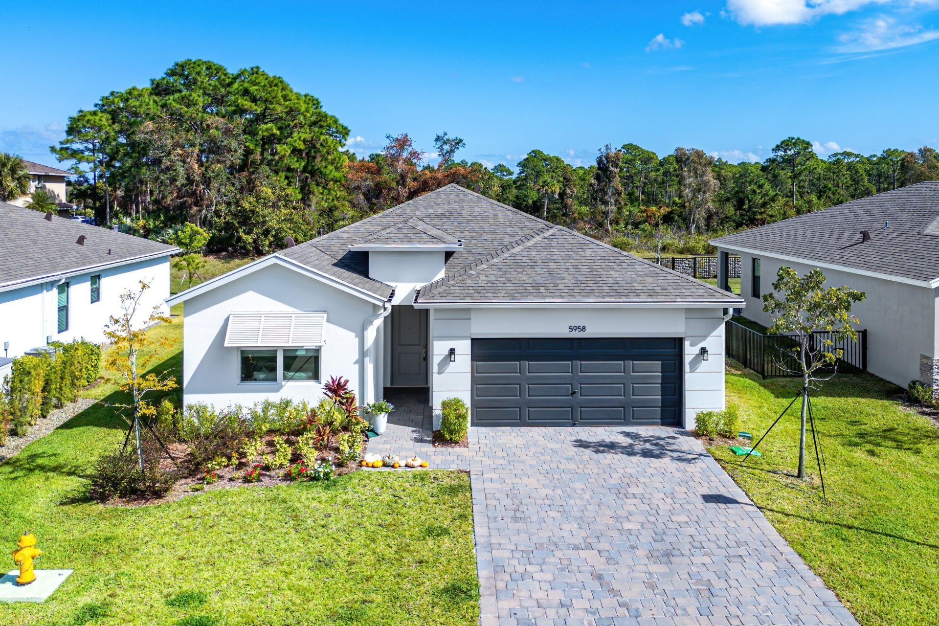 5958 SE Sky Blue Circle, Stuart, FL 34997 Photo
