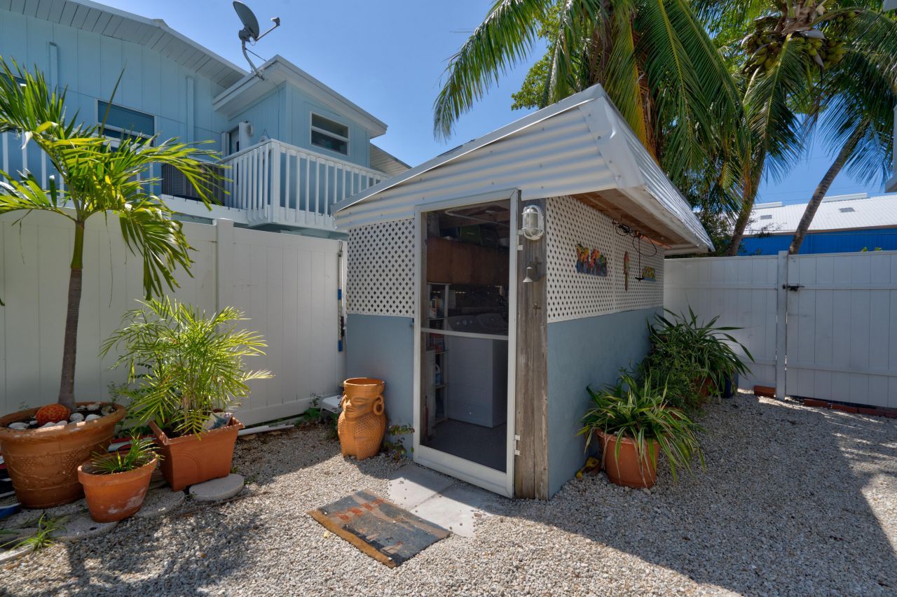 130 Plantation Avenue, Unit Upper, Tavernier, FL 33070 Photo