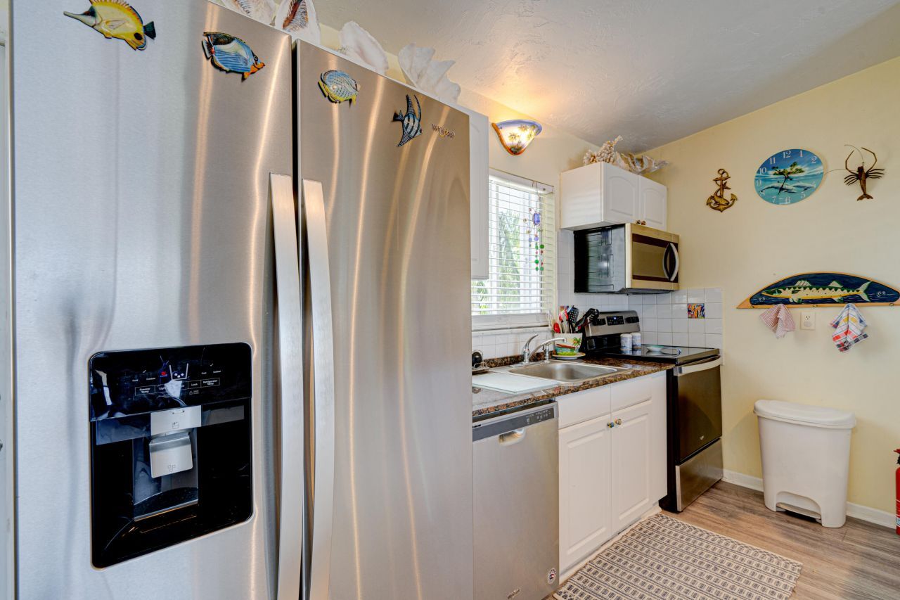 130 Plantation Avenue, Unit Upper, Tavernier, FL 33070 Photo