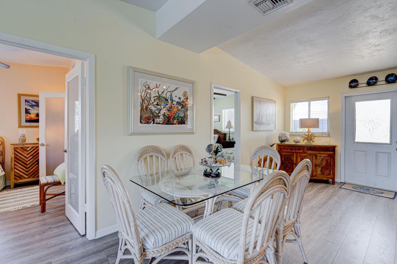 130 Plantation Avenue, Unit Upper, Tavernier, FL 33070 Photo