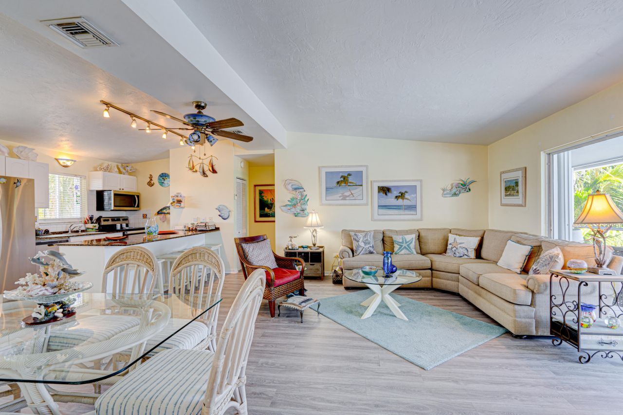 130 Plantation Avenue, Unit Upper, Tavernier, FL 33070 Photo