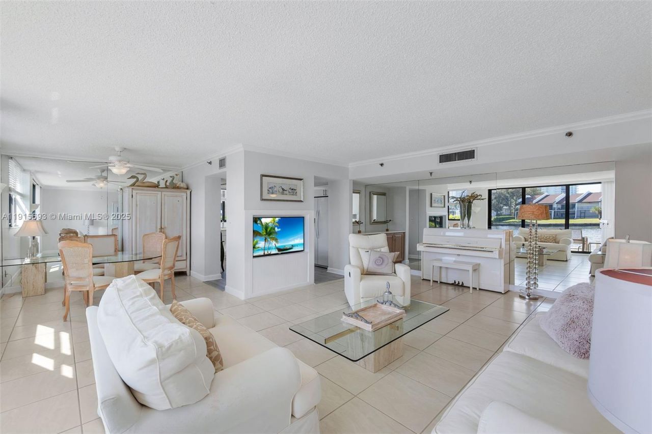 2900 NE 14th St Cswy, Unit 108, Pompano Beach, FL 33062 Photo